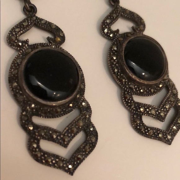 VINTAGE BLACK ONYX MARCASITE CHEVRON DANGLING - Picture 5 of 9